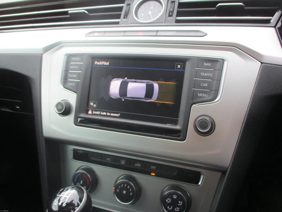 Volkswagen Passat 2016 2.0 LITRE 150 BHP BUISNESS - Image 3