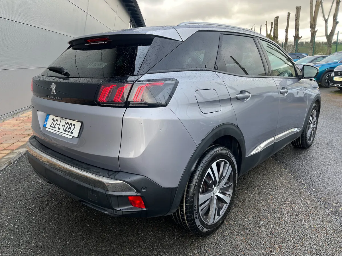 Peugeot 3008 2021 - Image 3