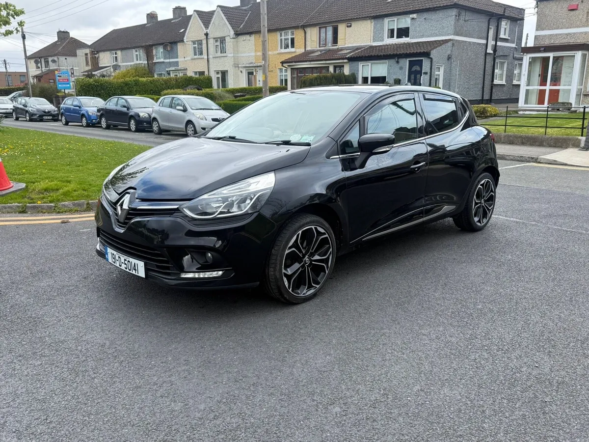 Renault Clio - Image 2