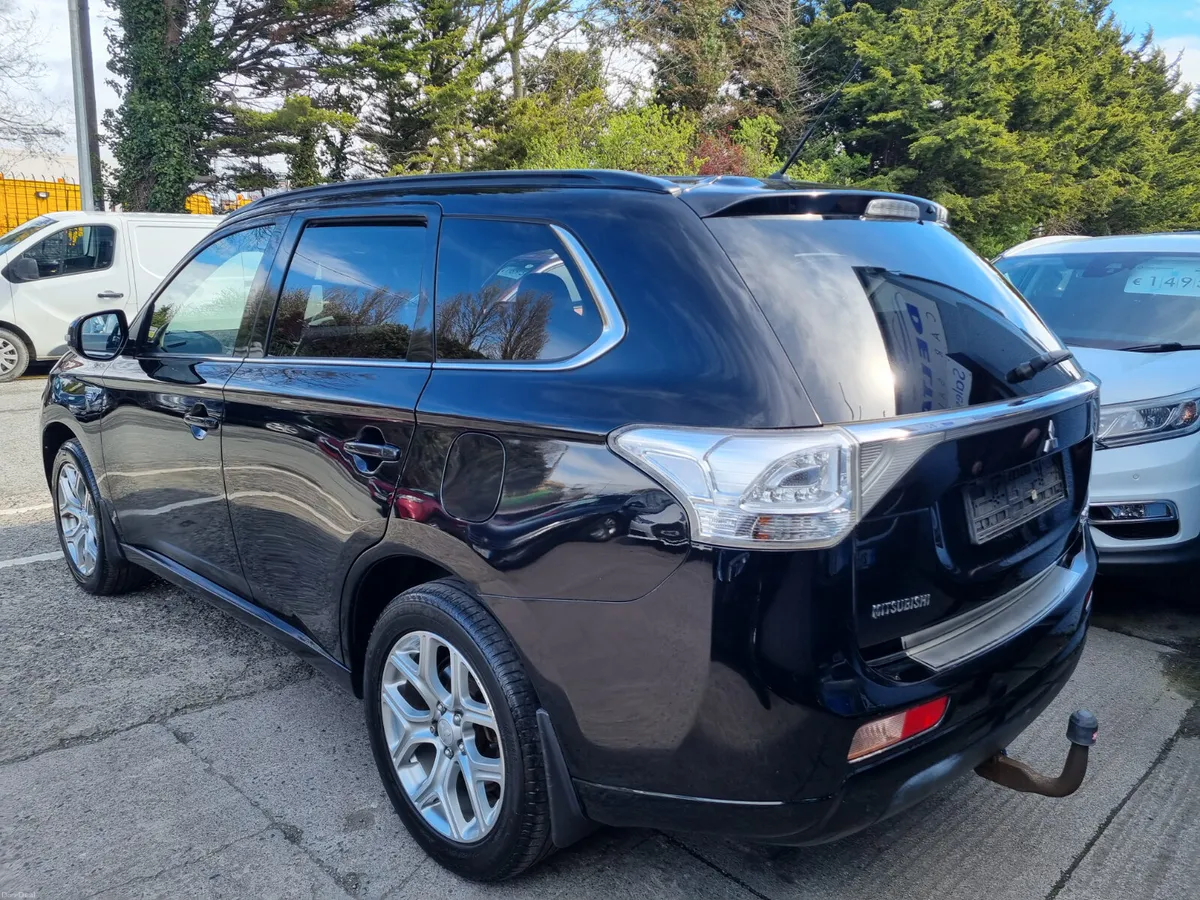 2014 MITSUBISHI OUTLANDER GX4H PETROL PLUG IN HYBR - Image 4