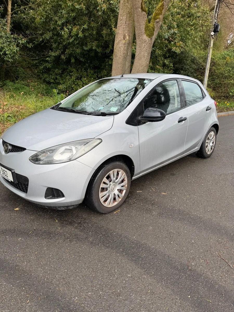 2010 Mazda 2 - Image 3