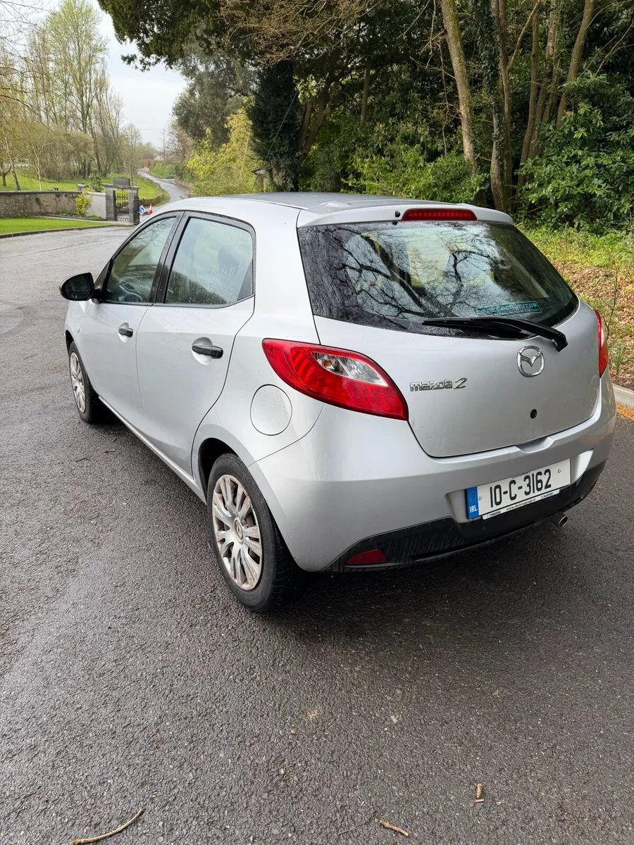 2010 Mazda 2 - Image 4