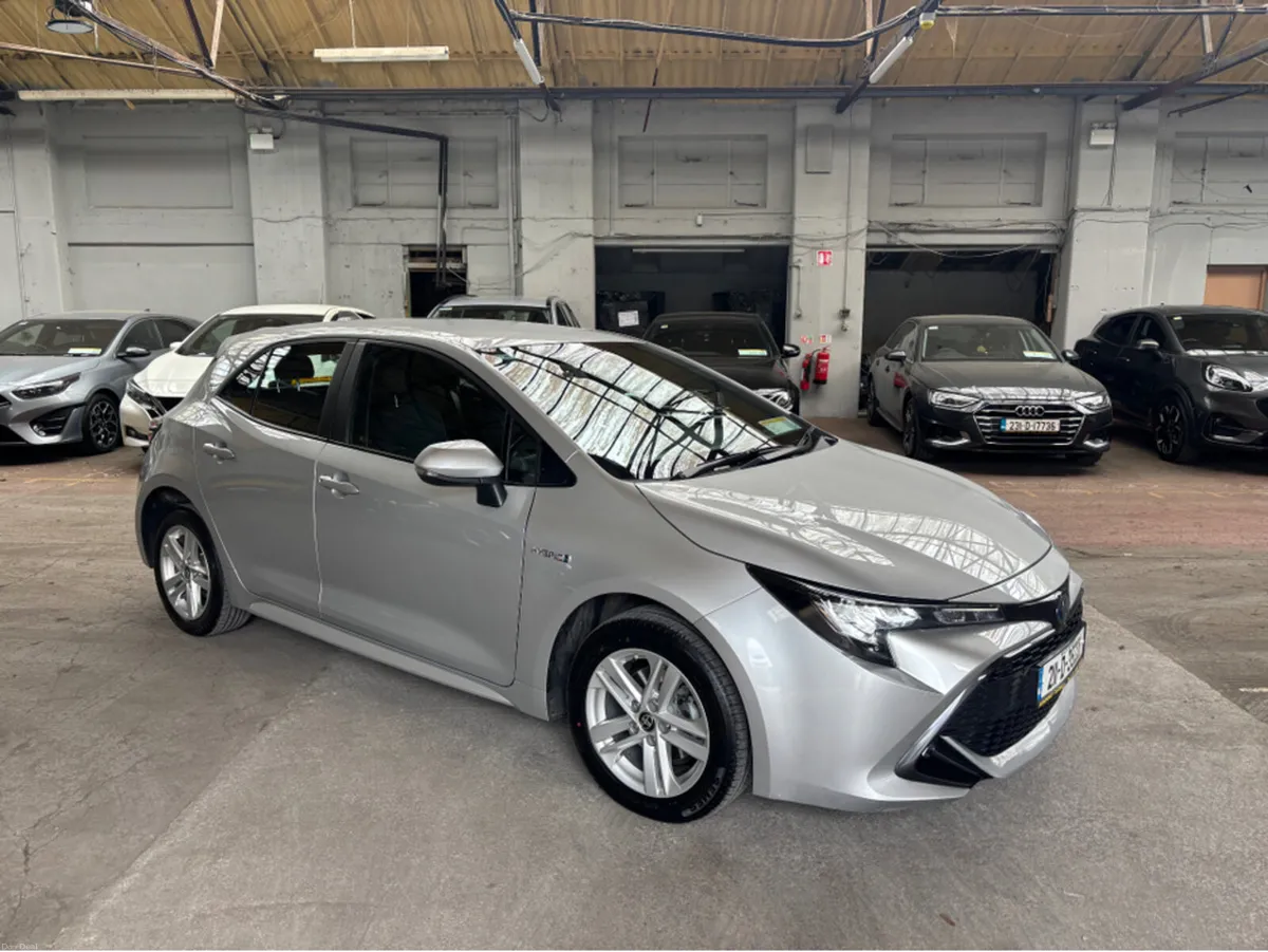 Toyota Corolla HYBRID LUNA H/B AUTO A 4DR - Image 1