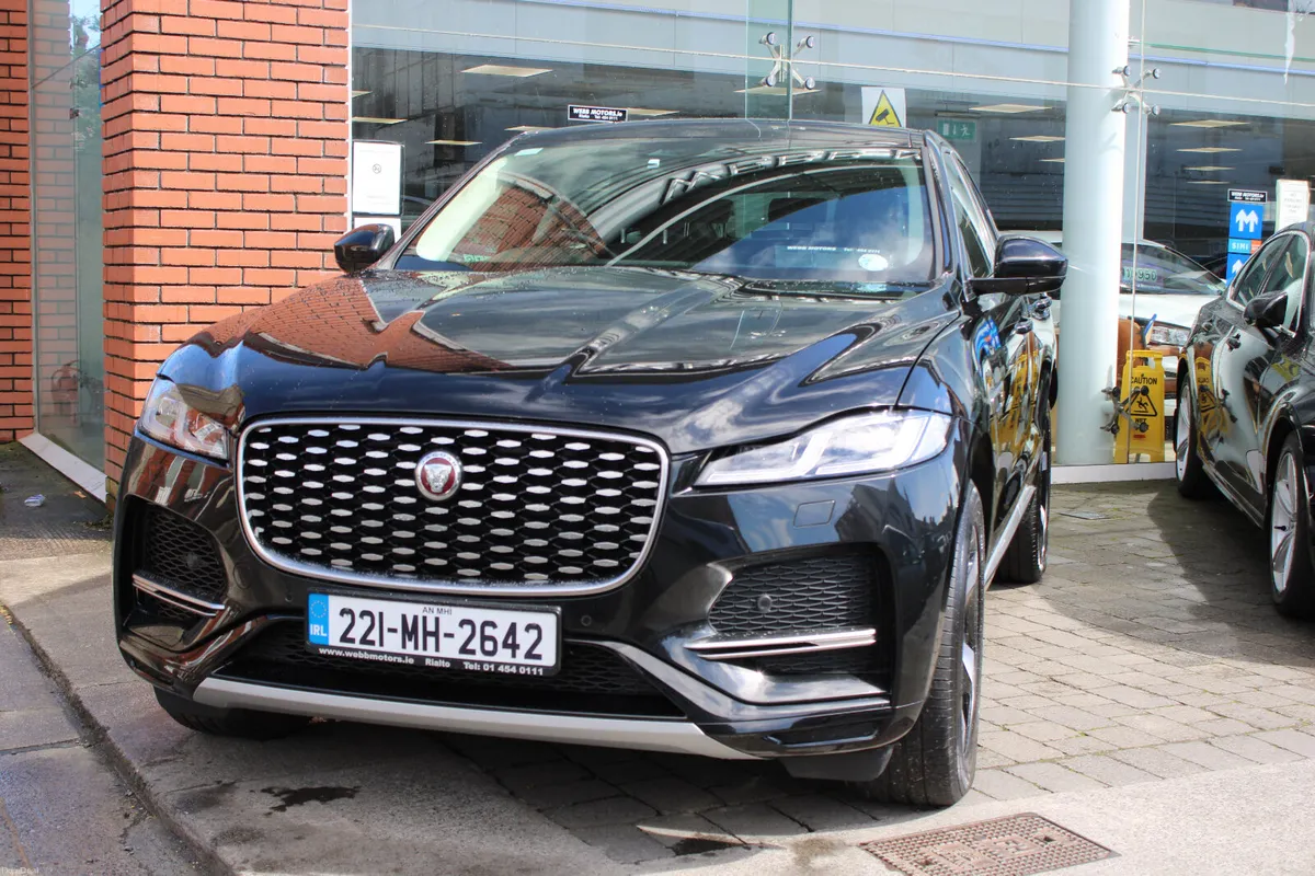 F-PACE	2.0 P AWD PHEV A AUTO 5DR 404BHP - Image 2
