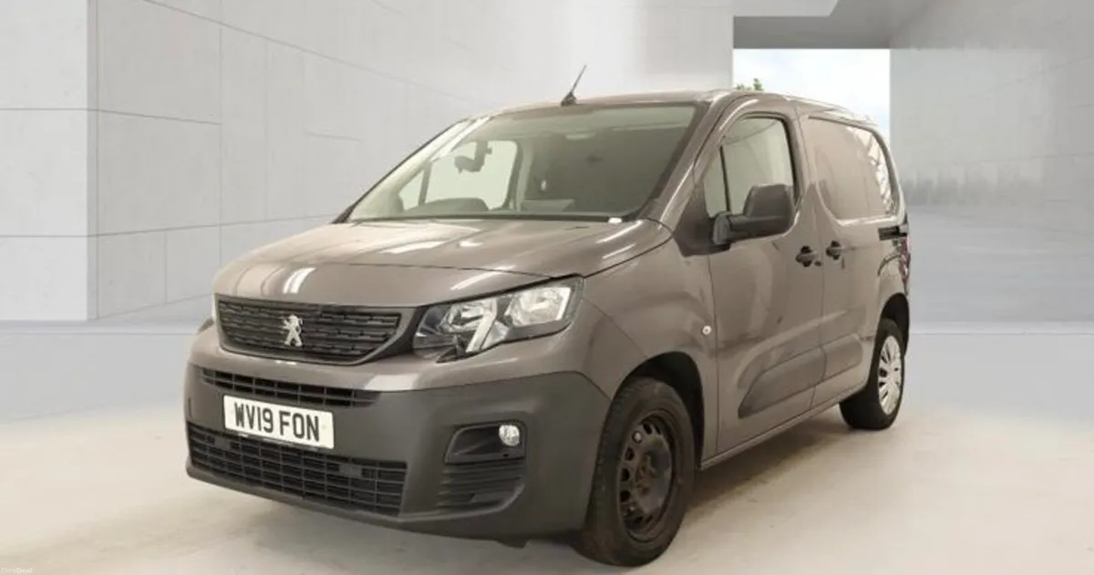 2019 Peugeot Partner Professional L1 1.6 blueHDI - Image 3
