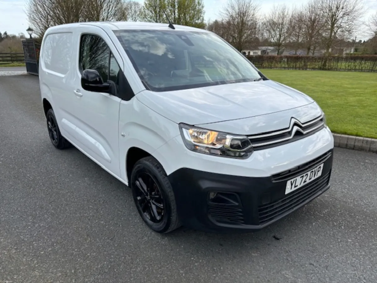 Citroen Berlingo 2023 - Image 1