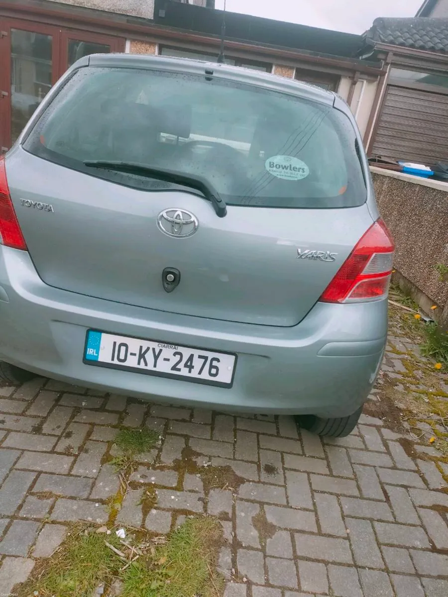 Toyota Yaris 2010 - Image 3