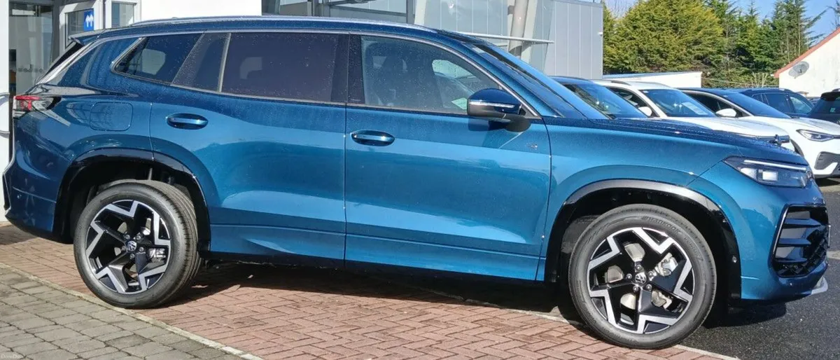 Volkswagen Tayron R-Line Edition 75  2.0 TDI 150HP - Image 2