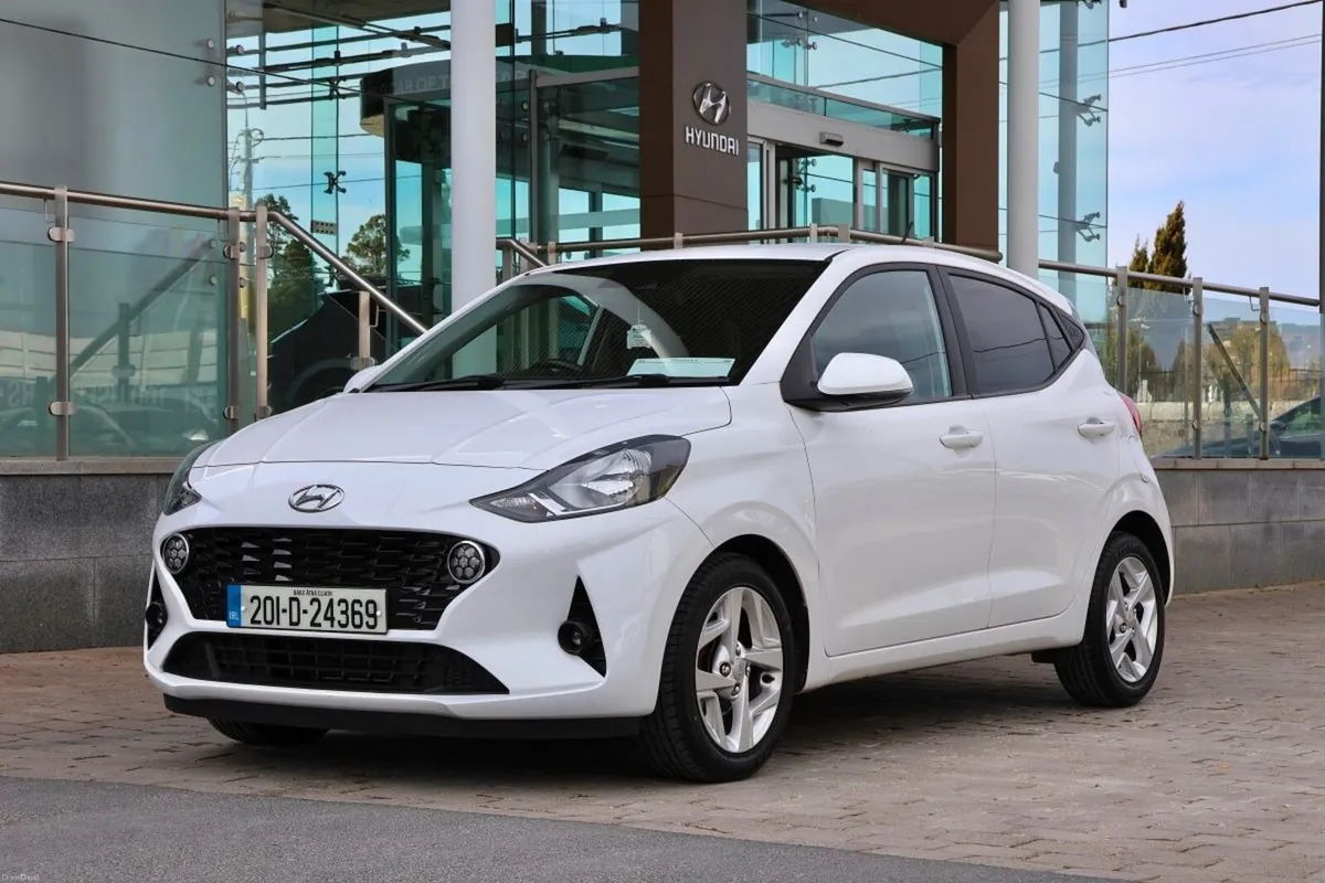 Hyundai i10 i10 Deluxe - Image 1