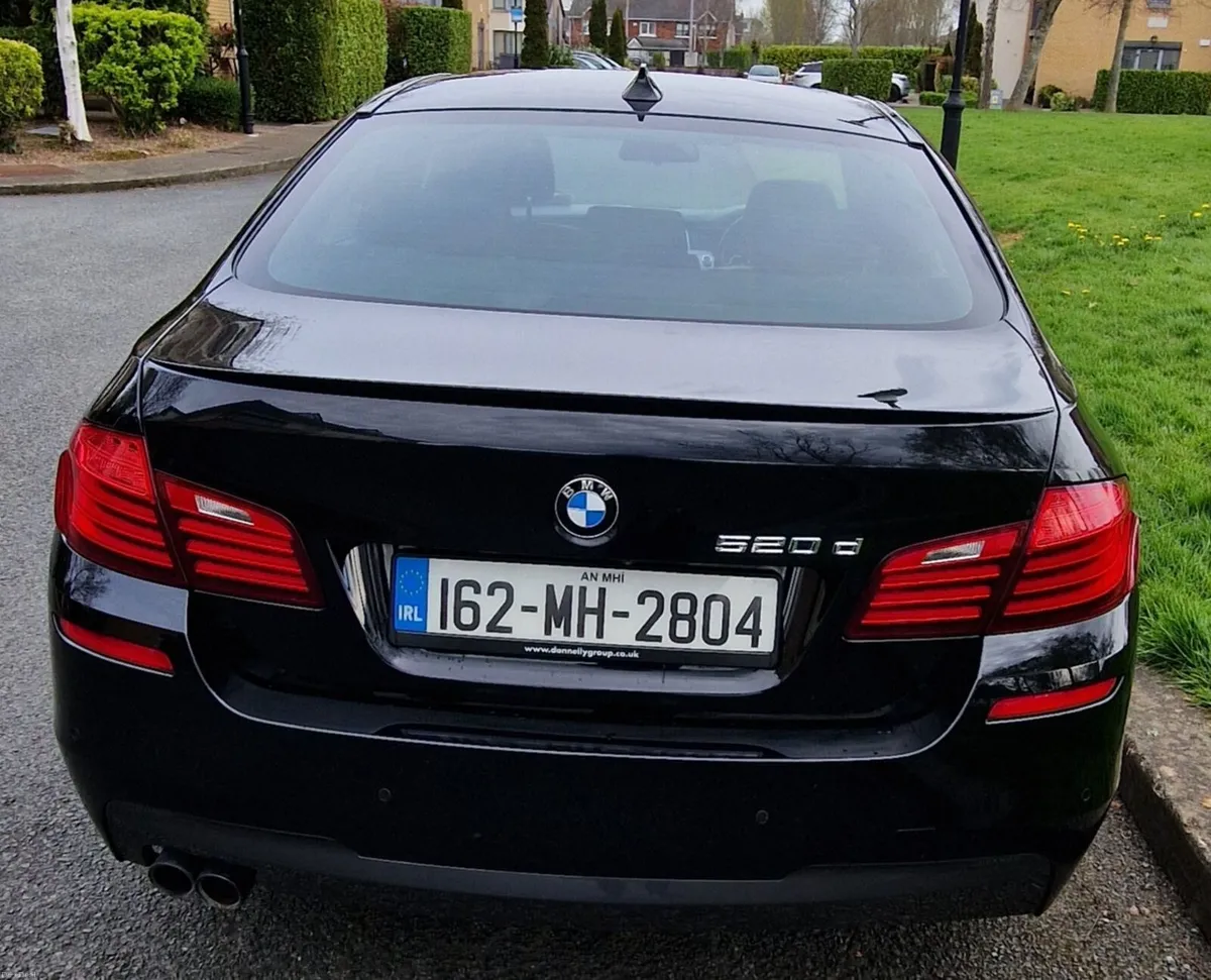 BMW 5-Series 2016 - Image 2