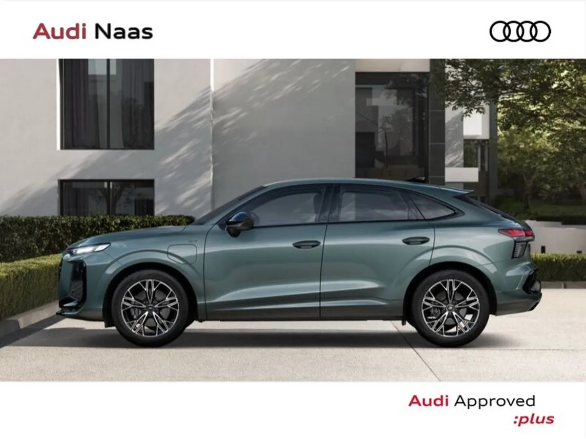 Audi Q3 SB E-HYBRID 270HP S-T S LINE - Image 3