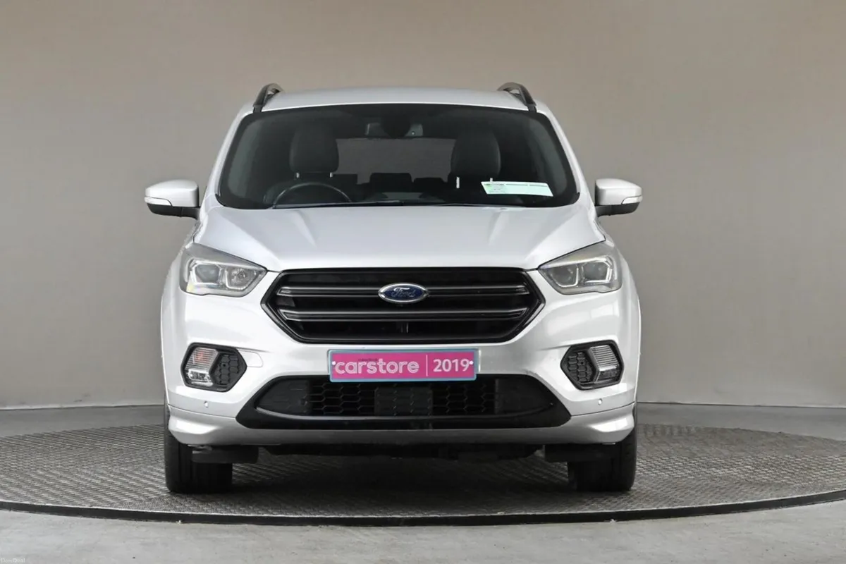 Ford Kuga 1.5 TDCI ST-LINE 6SPD **LEATHER** - Image 2