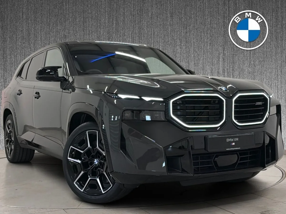 BMW XM XM 50e - Image 1