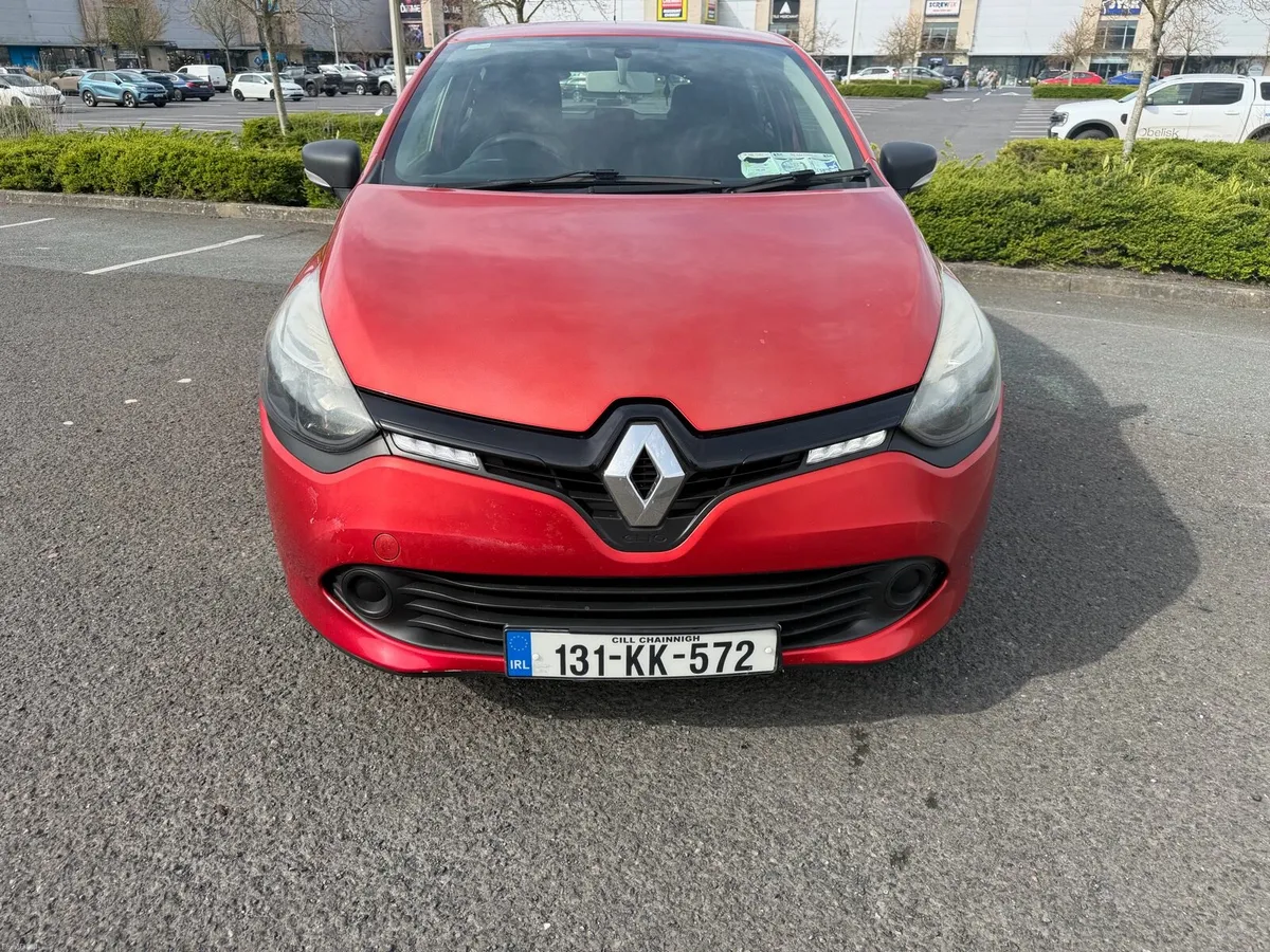 RENAULT CLIO - Image 4