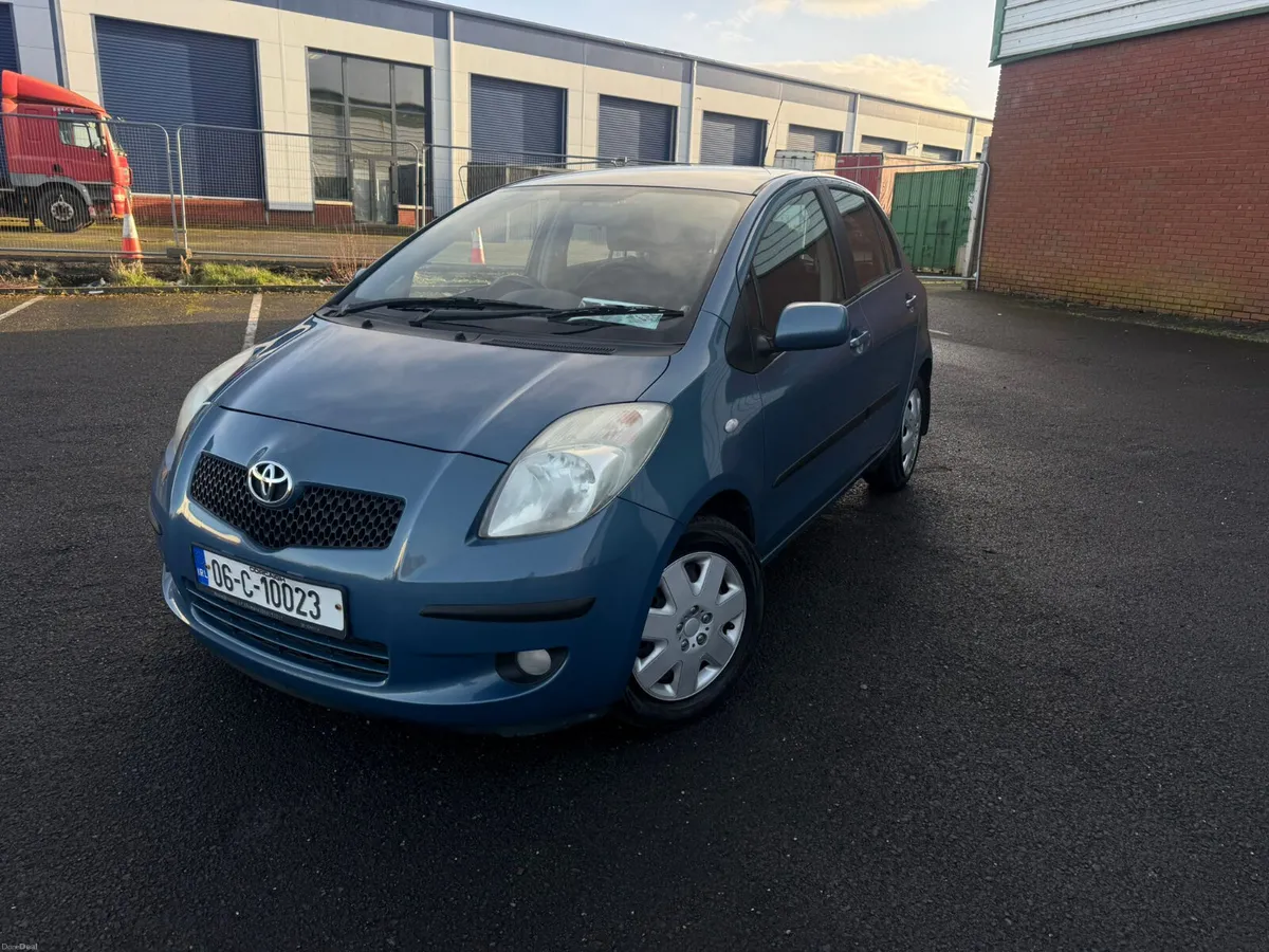 2006 Toyota Yaris 1.3 Petrol VVT-i Luna Automatic - Image 1