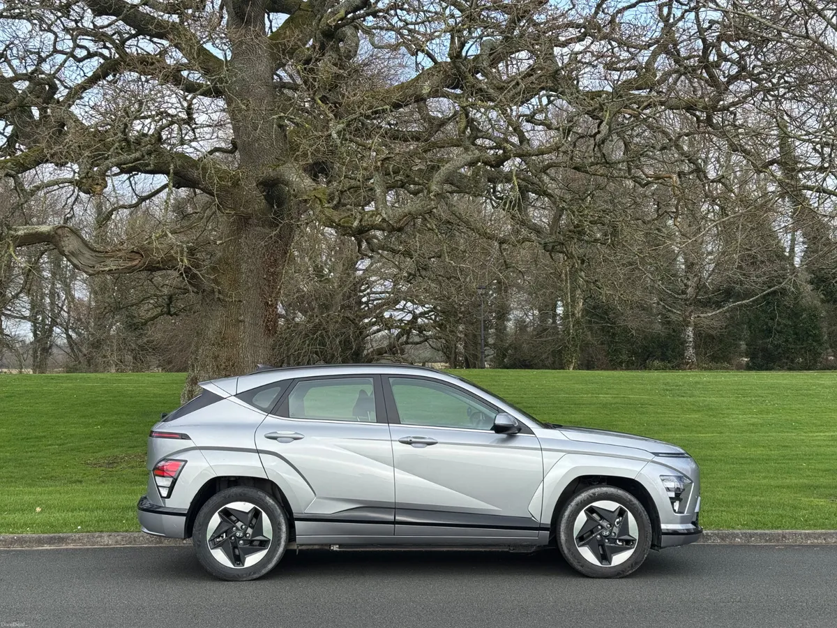 25 Hyundai Kona Electric - Long Range - Low Miles- - Image 2