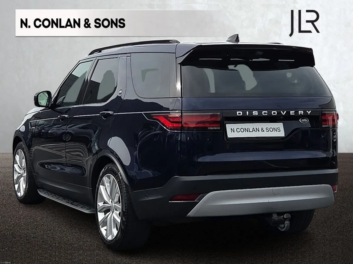 Land Rover Discovery 3.0D SE 7 SEATER *MAIN LAND R - Image 2