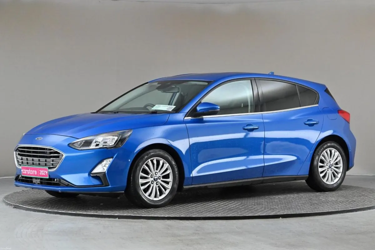 Ford Focus 1.5 TDCi TITANIUM EDITION AUTO **REVERS - Image 4