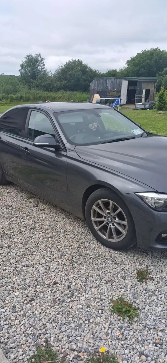BMW 3-Series 2016 - Image 3