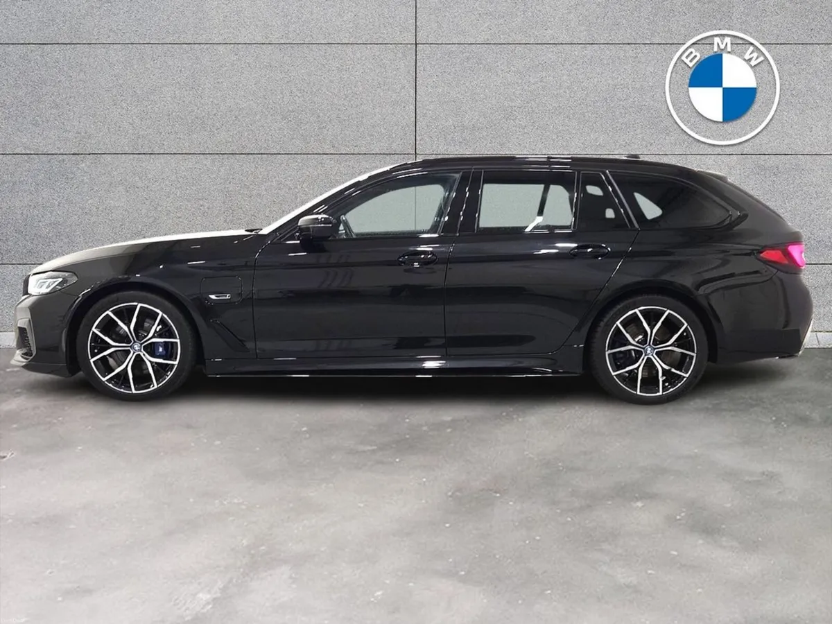BMW 5-Series 530e M Sport - Image 4