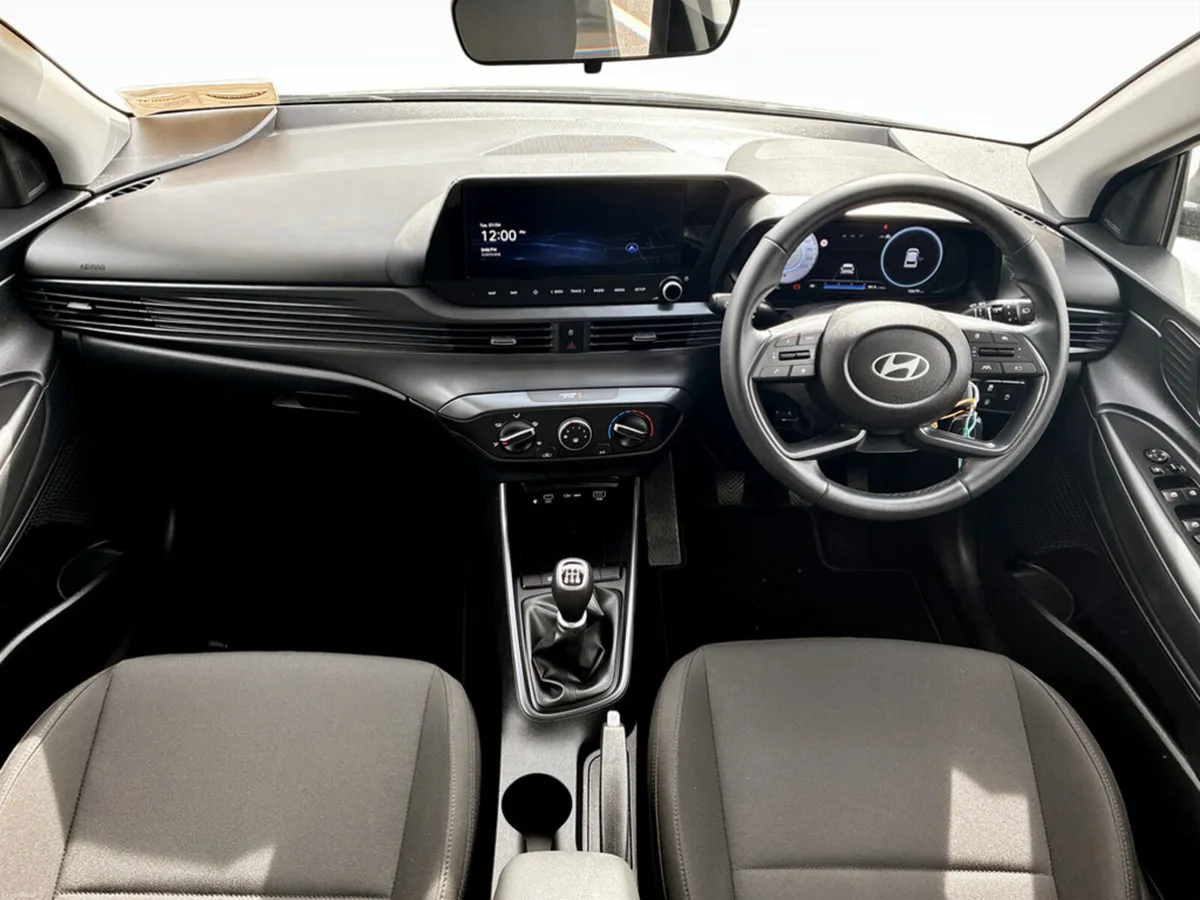 Hyundai i20 Deluxe Plus 1.2 Petrol - Image 6