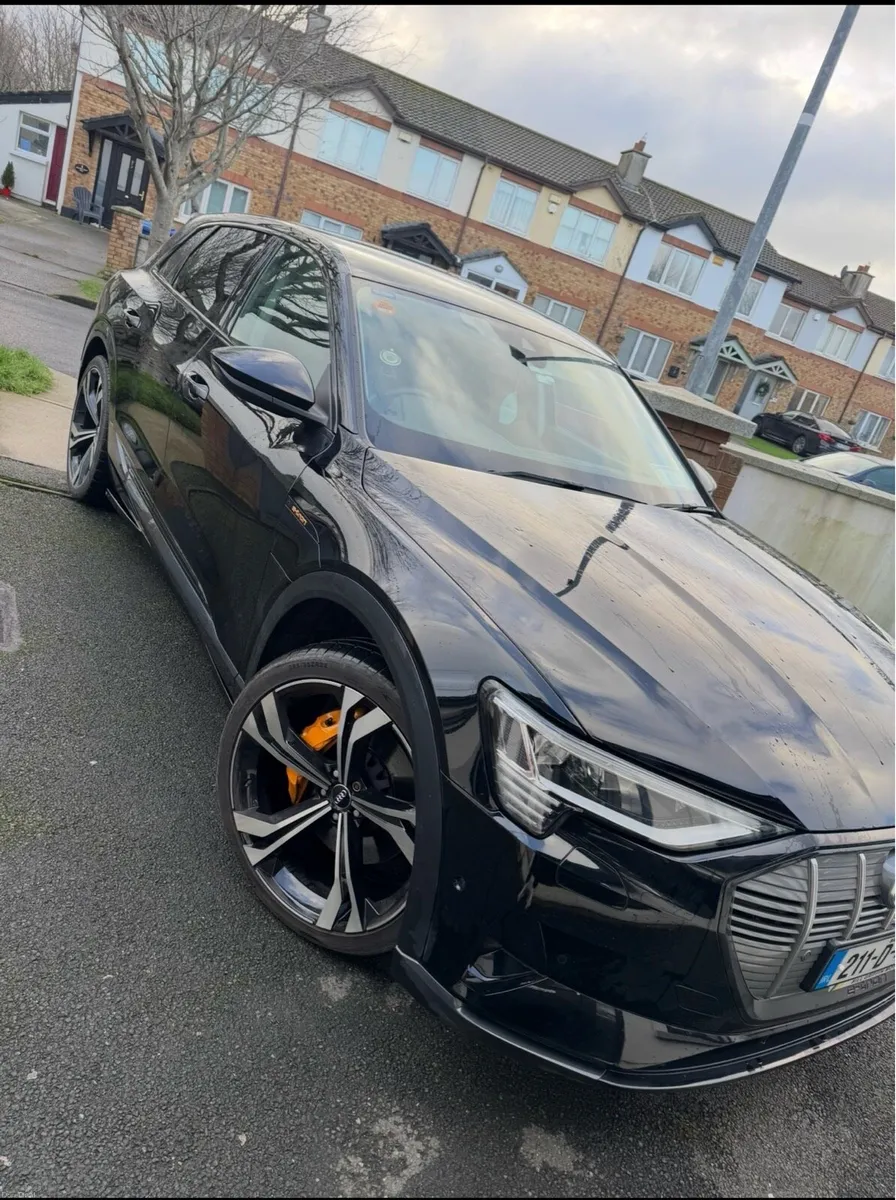 211 AUDI ETRON 50 LOW MILAGE - Image 1