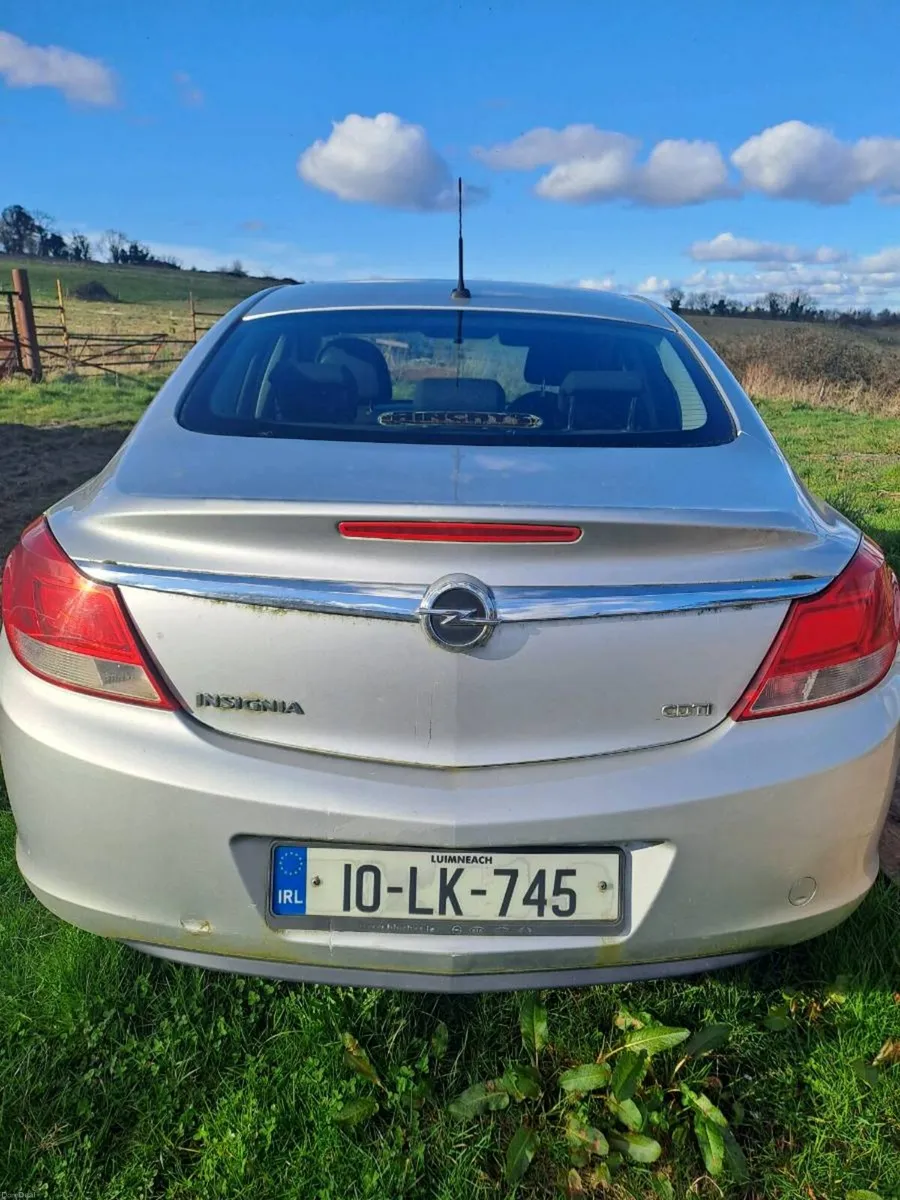 Opel Insignia - Image 1