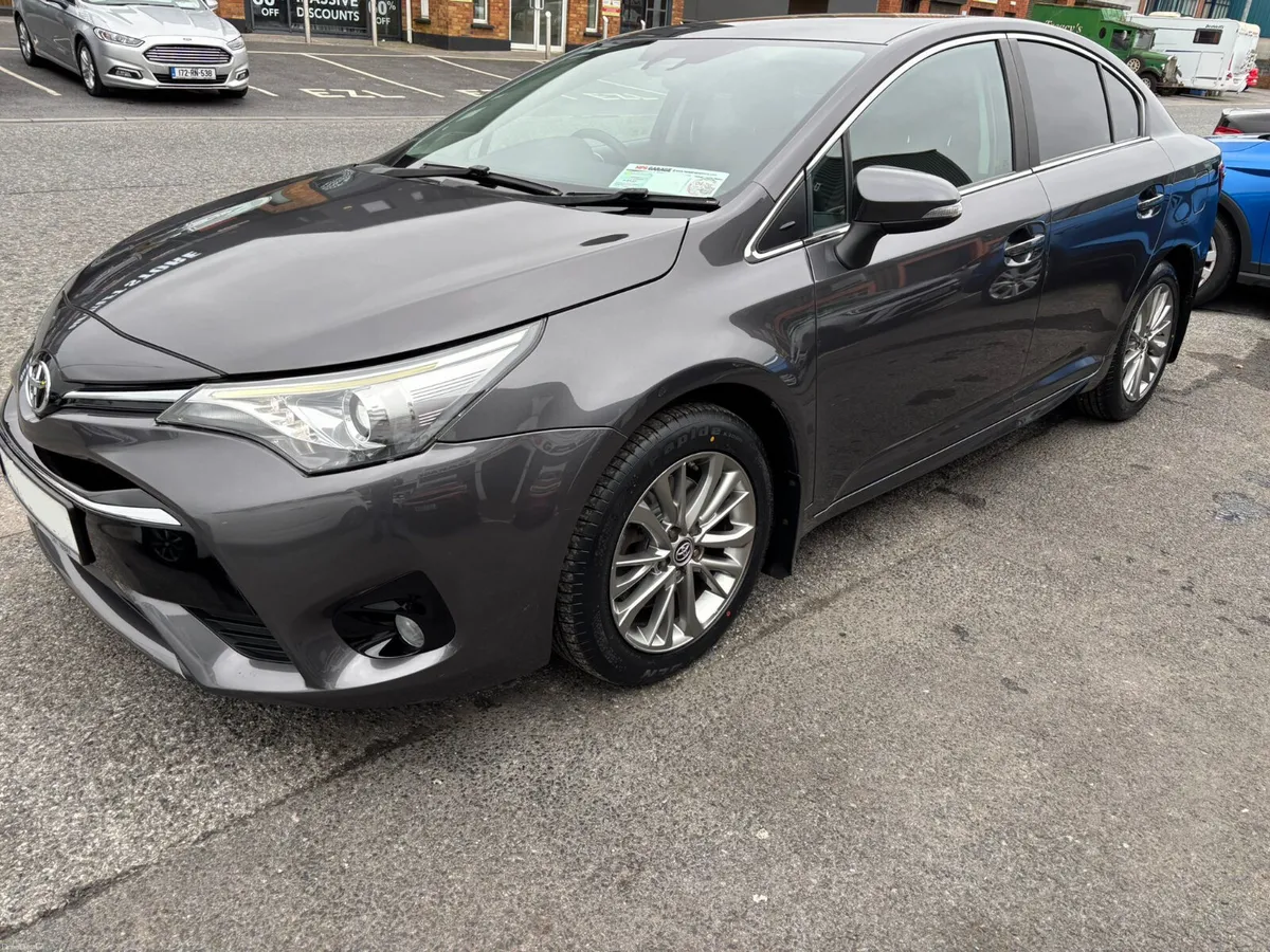 2017 Toyota Avensis 2.0 D-4D  143 BHP - Image 3