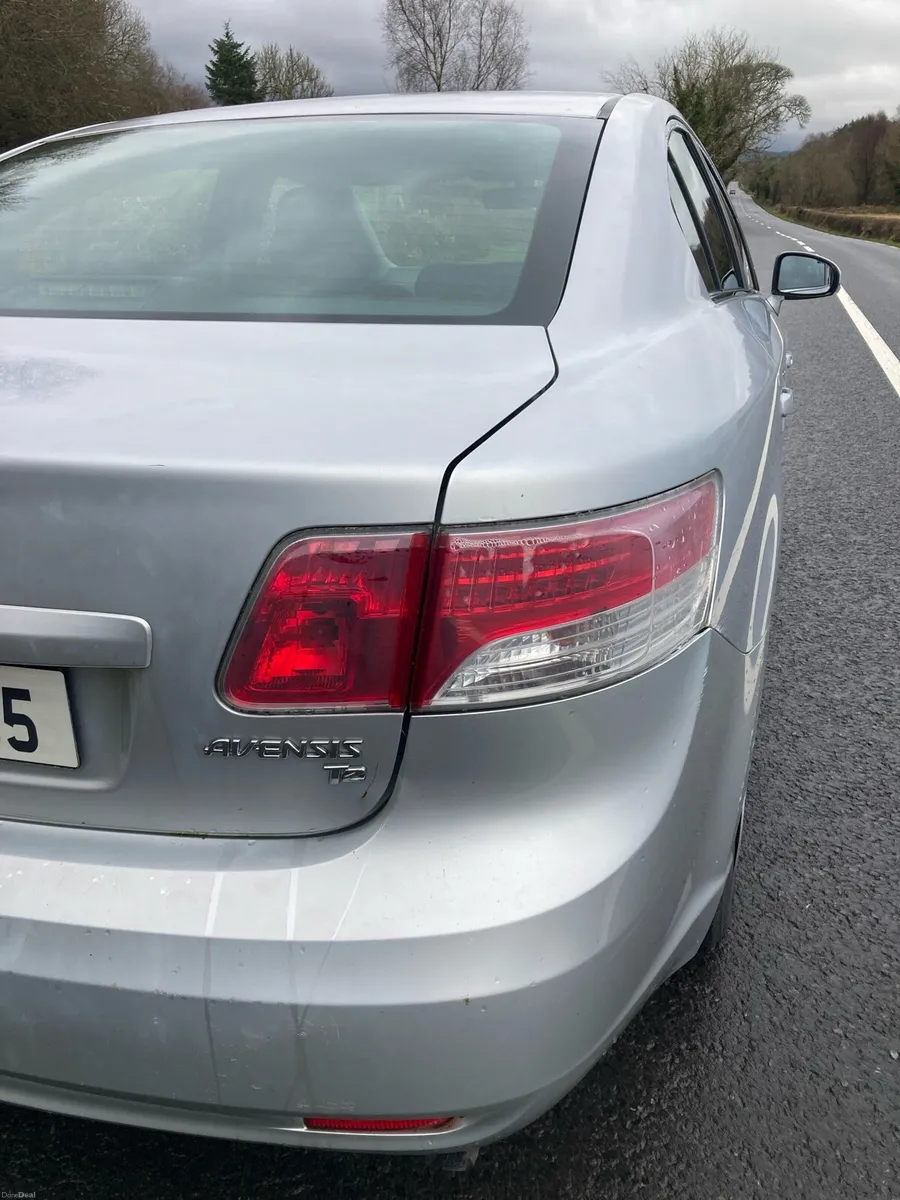 Toyota Avensis - Image 6
