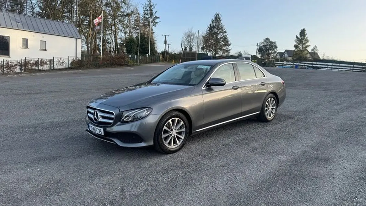 2017 Mercedes-Benz 200 - Image 1