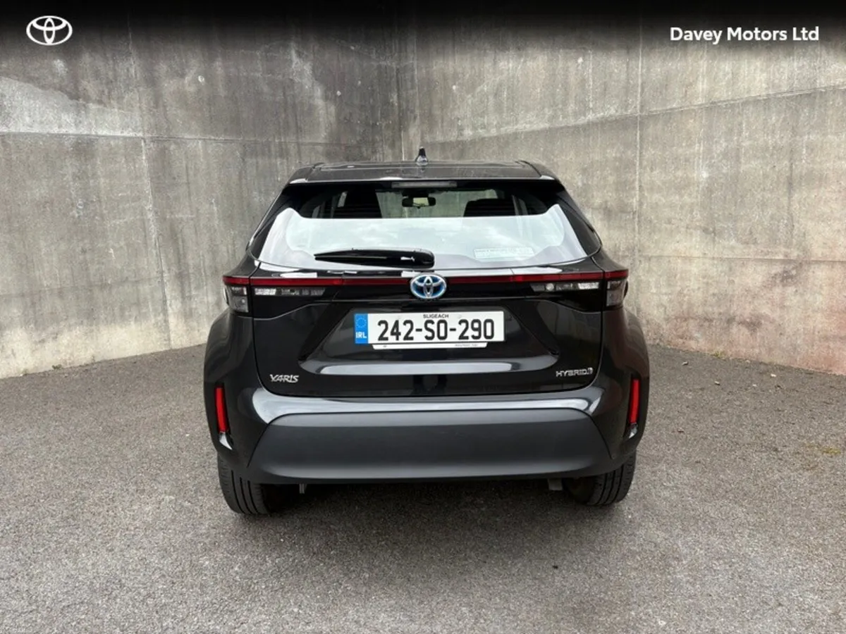 Toyota Yaris Cross YARIS CROSS LUNA - Image 3