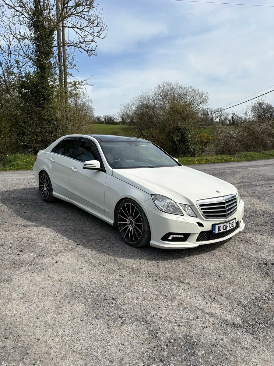 E350 Mercedes - Image 2