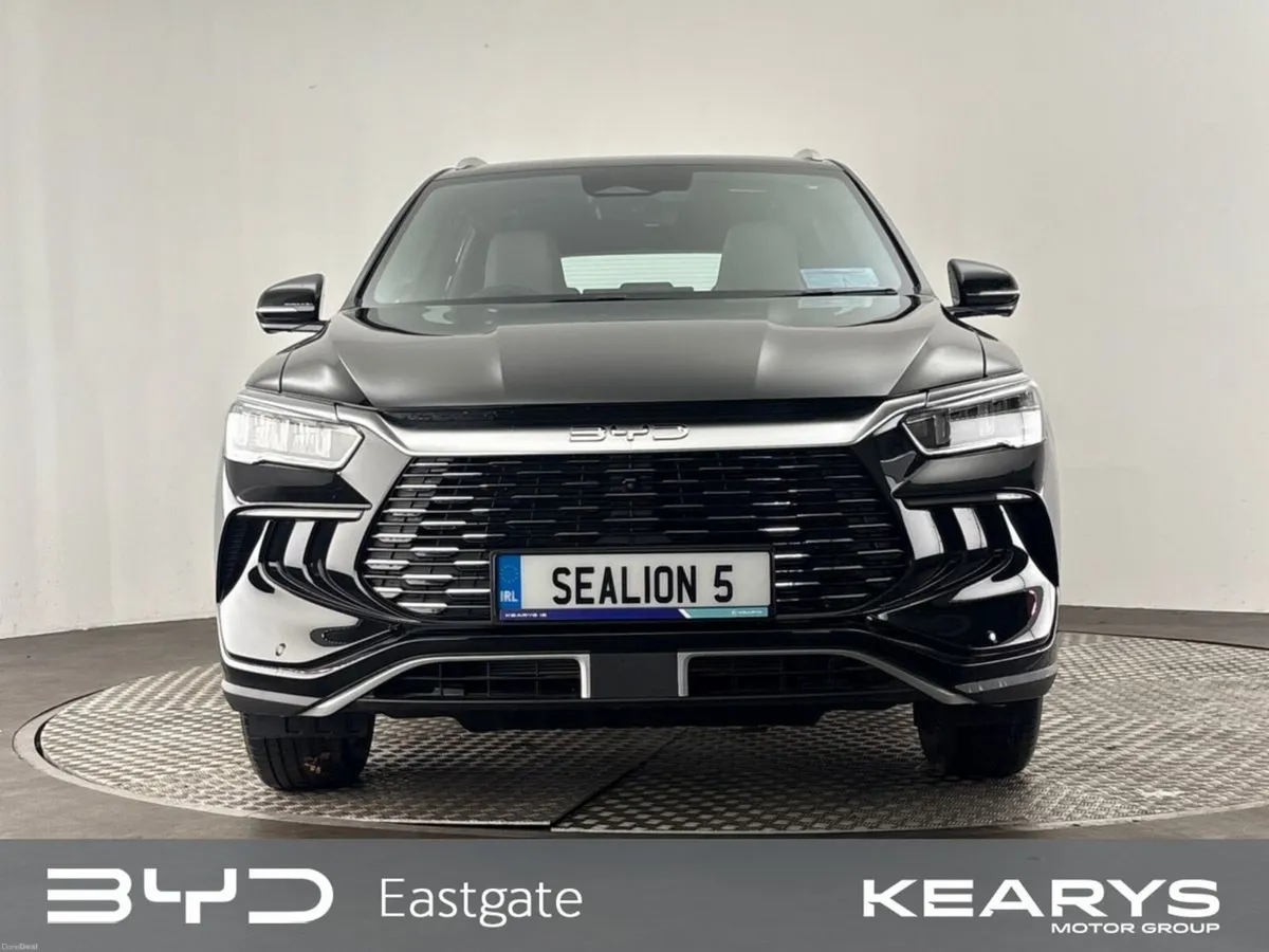 BYD SEALION 5 Sealion 5 DM-i Design Super hybrid 3 - Image 4