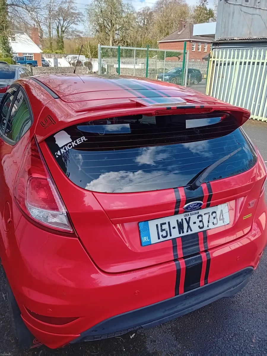 Ford Fiesta 2015 €5.400 - Image 3