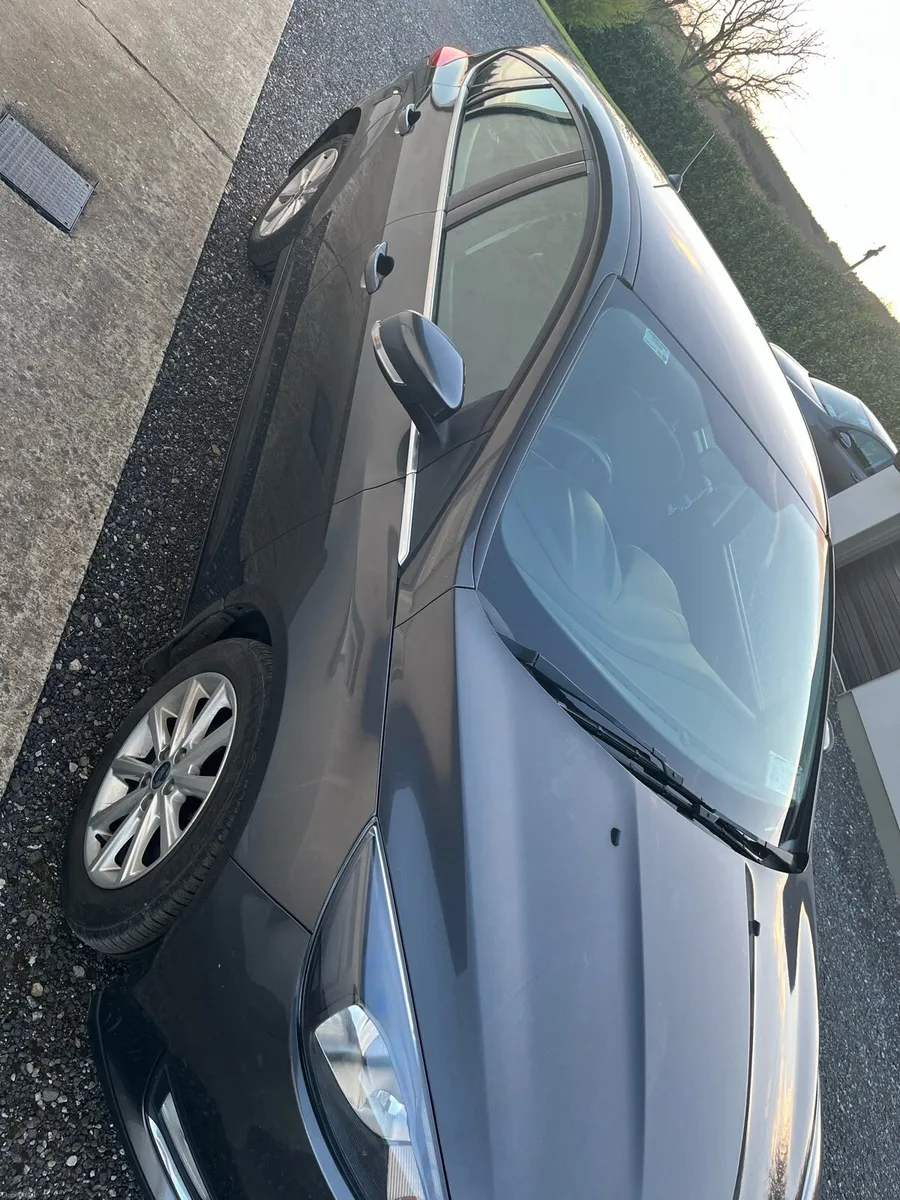 Ford Focus 2018 - Image 3