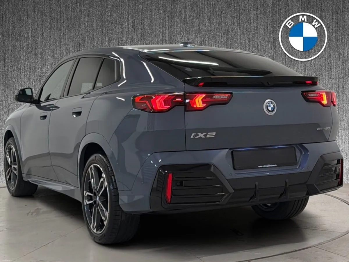 BMW iX2 eDrive20 M Sport IMMEDIATE DELIVERY - Image 3