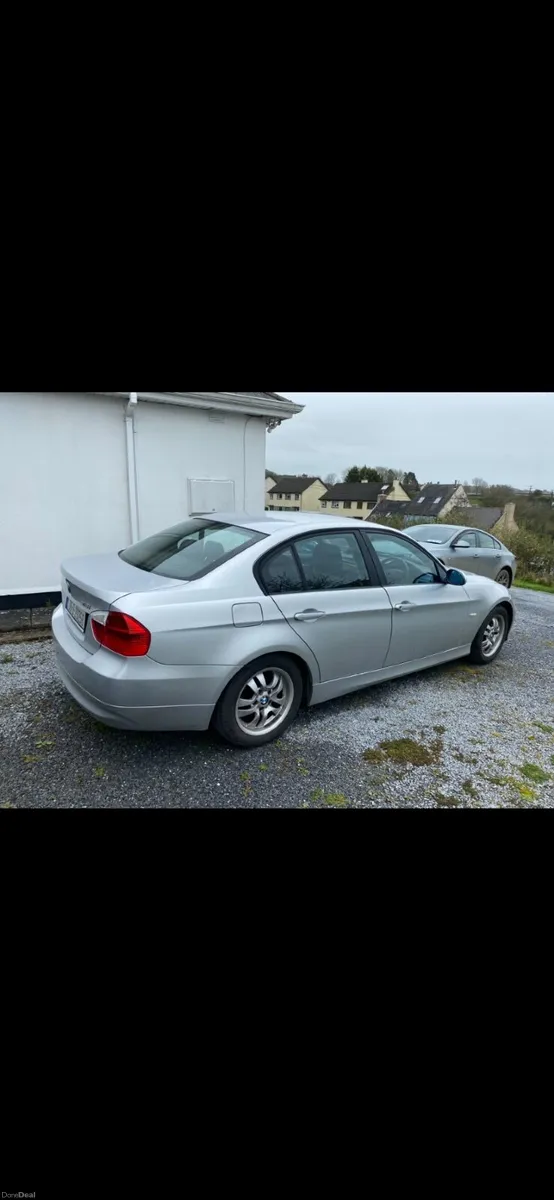 BMW 3-Series - Image 2