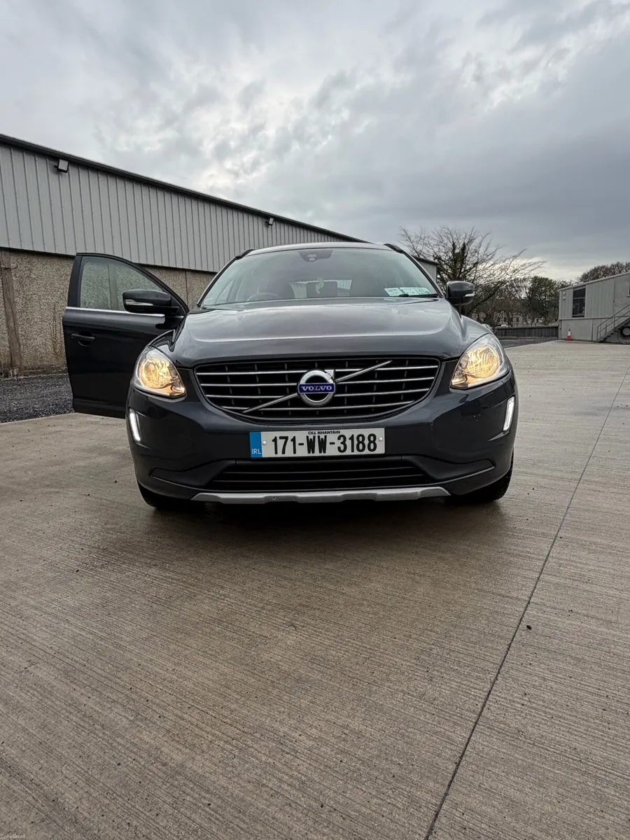 Volvo XC60 SE D Nav 4 - Image 1