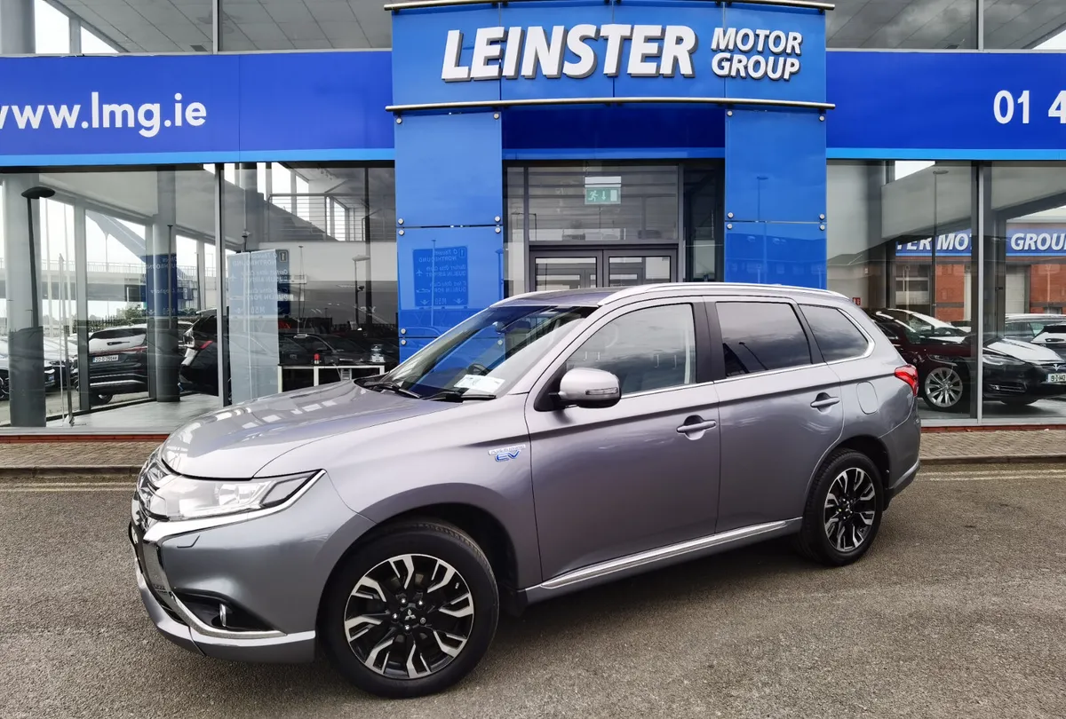 MITSUBISHI OUTLANDER 2.0 GX3H+ AUTOMATIC PHEV - Image 1