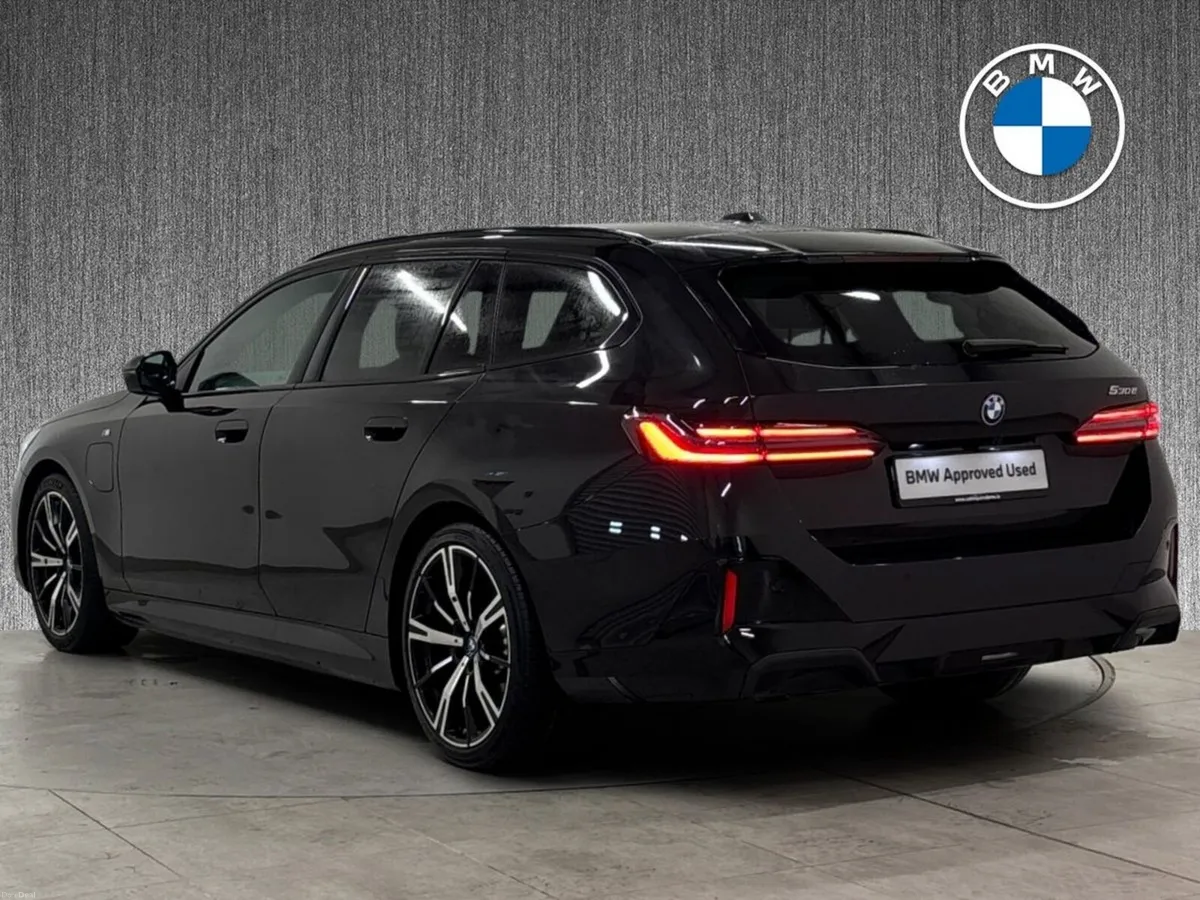 BMW 5-Series 530e PHEV M Sport Pro TOURING - Image 3