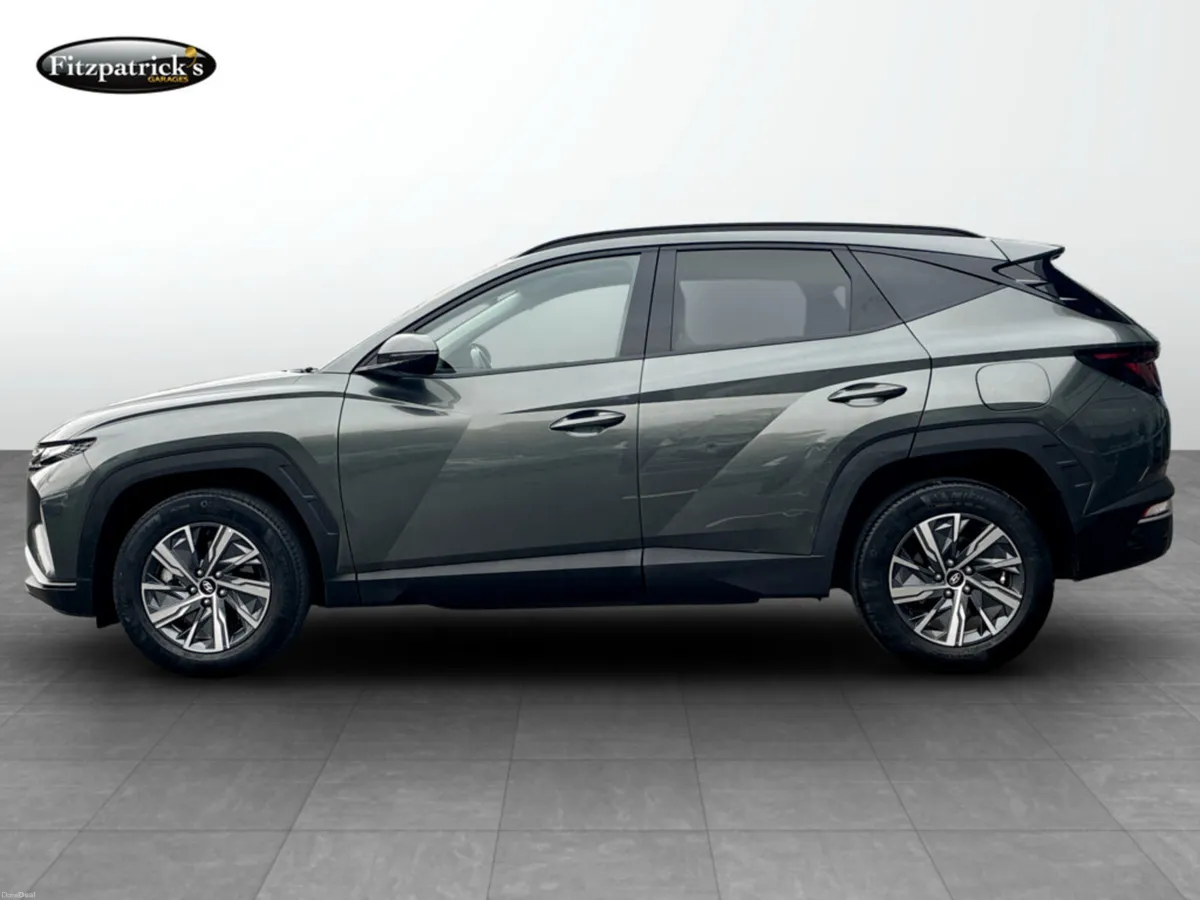 Hyundai Tucson Executive 1,6 Hybrid Automatic - Image 4