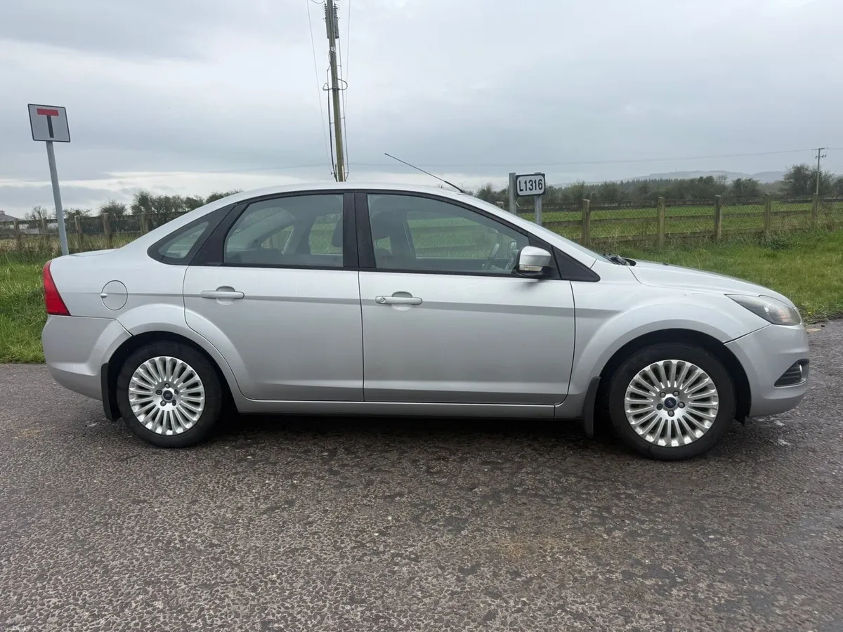FORD FOCUS TITANIUM 1.6TDCI NCT 5/27 2011 - Image 1