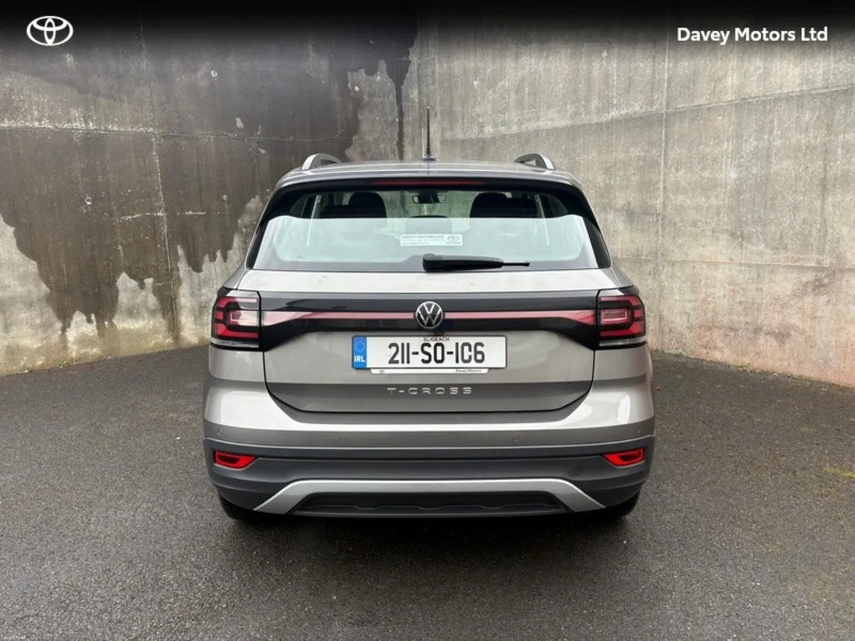 Volkswagen T-Cross LIFE 1.0 TSI MANUAL 5SPEED 95BH - Image 3