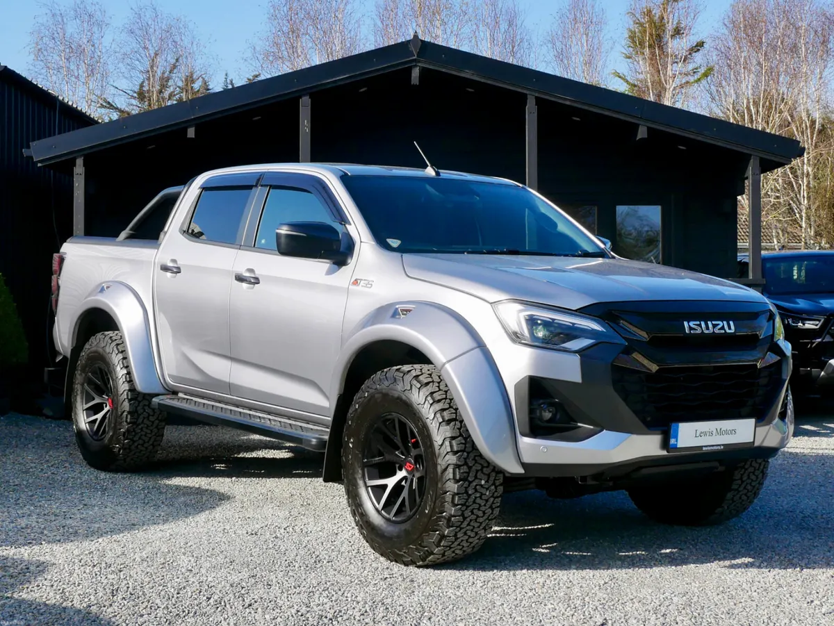 2025 Isuzu D-Max Arctic Trucks AT35 - Image 1