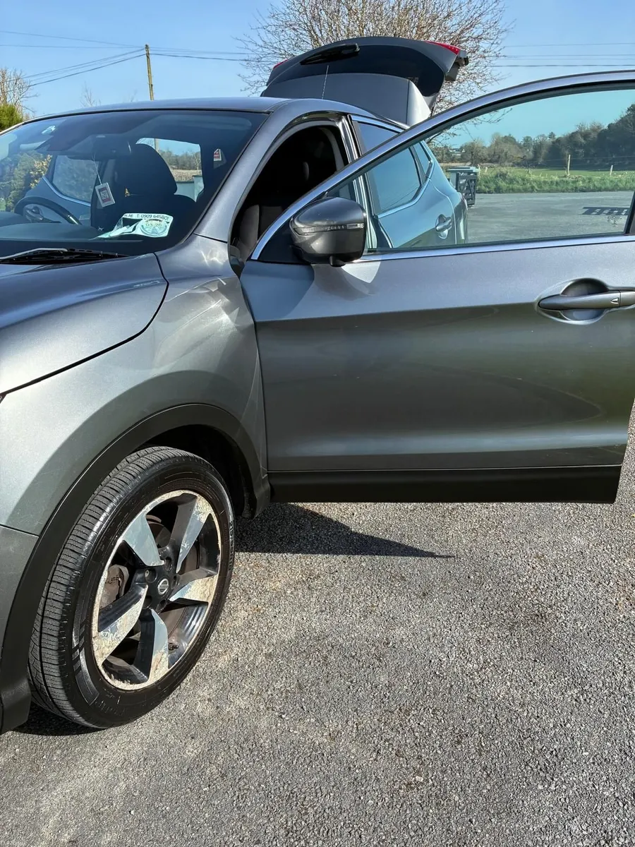 Nissan Qashqai 2015 - Image 3