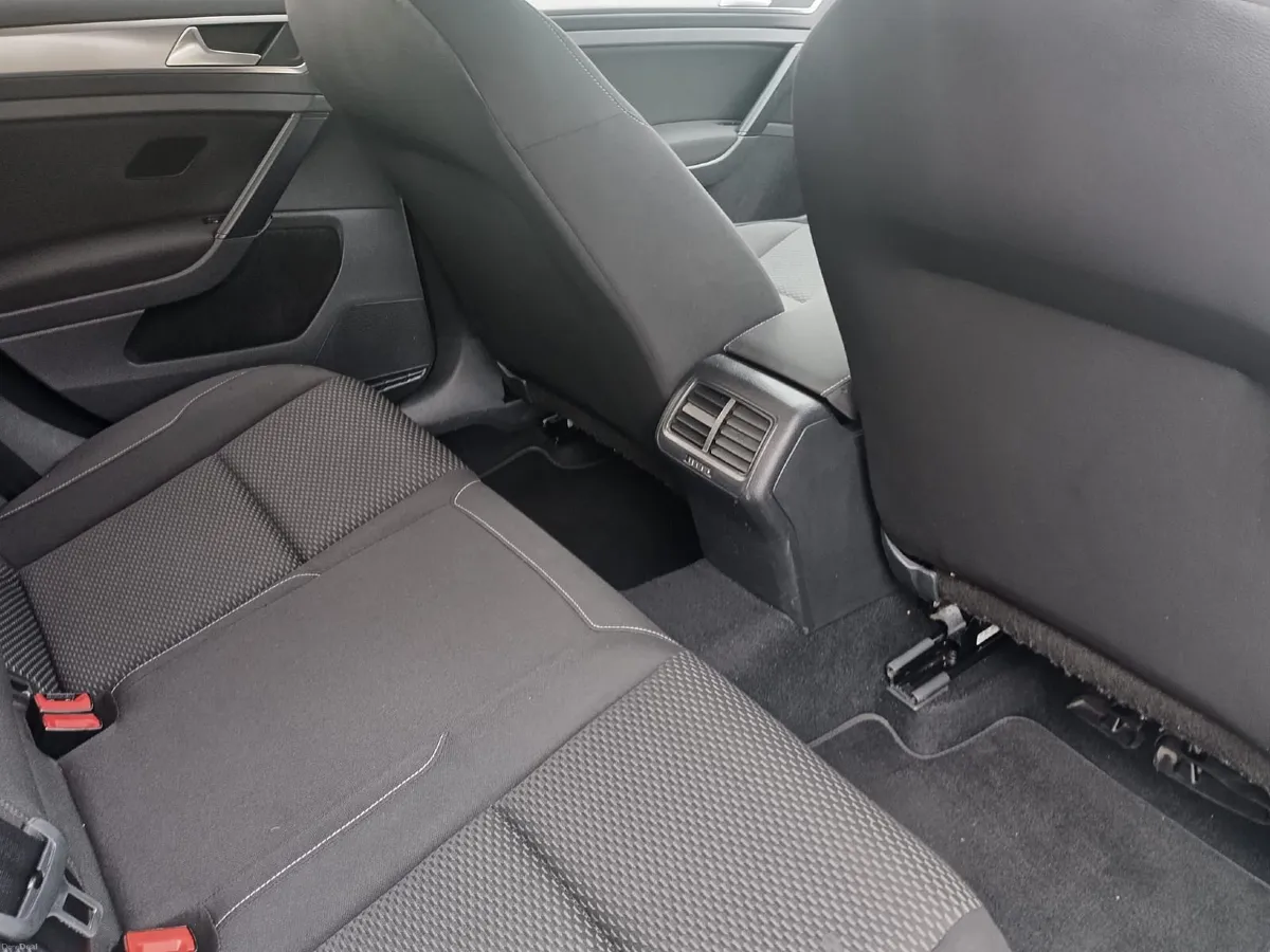 Volkswagen Golf 2019 - Image 3