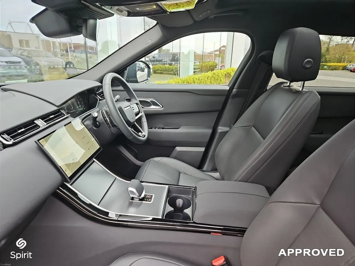 Land Rover Range Rover Velar 2.0 PHEV R Dynamic SE - Image 4