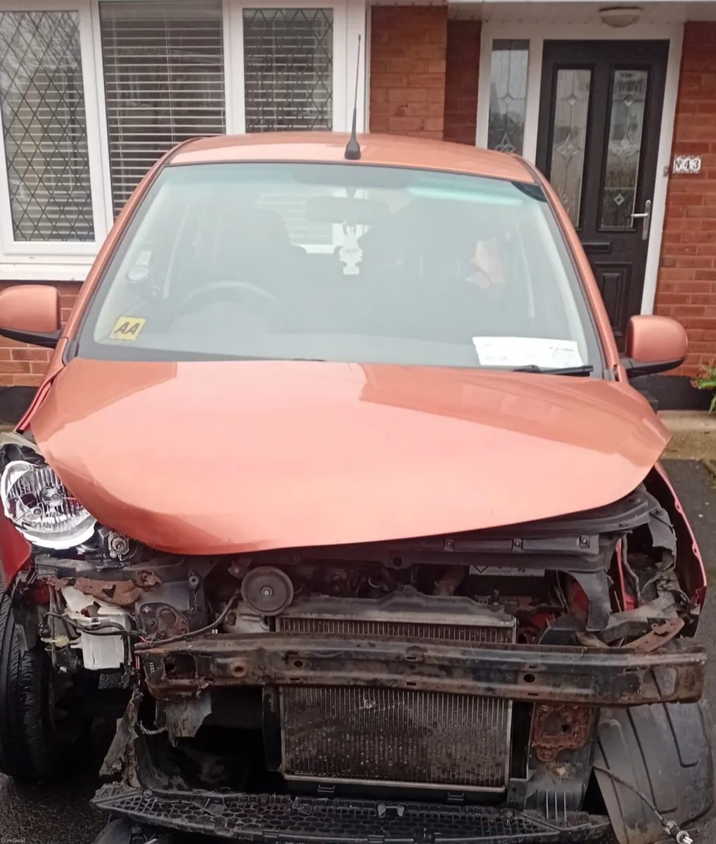 Hyundai i10 2011 - Image 4