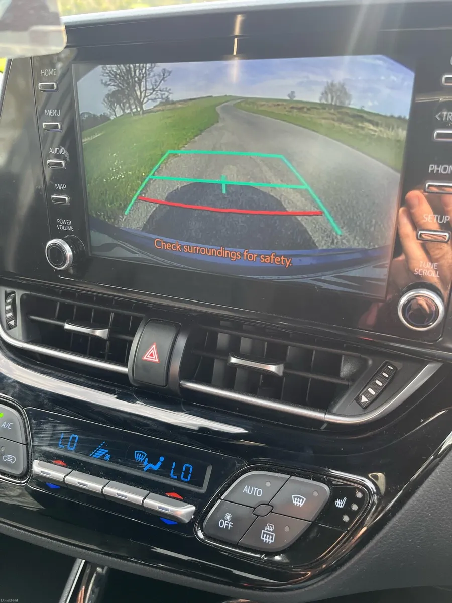 Toyota C-HR Sport Hybrid 2020 - Image 2