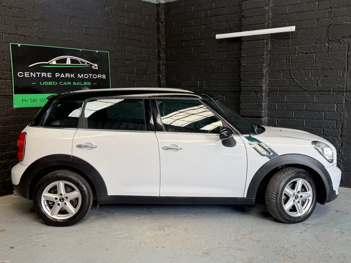 2014 Mini Cooper Countryman 1.6D **1 Owner** - Image 3